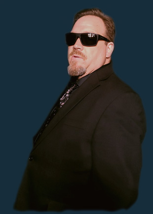 benjamin solomon sound engineer with sunglasses